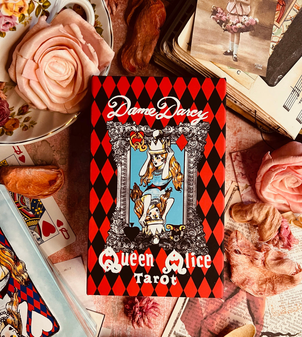 Queen Alice Tarot (Alice in Wonderland)